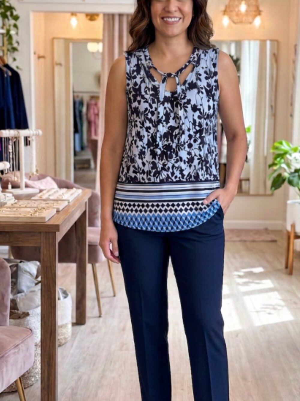 Rafaella Size XL Blue Floral Keyhole Tank Top
